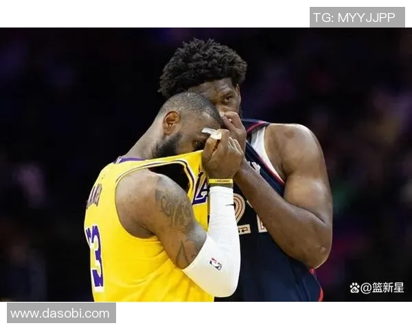 2017年12月10日骑士与76人激战回顾詹姆斯与恩比德的精彩对决